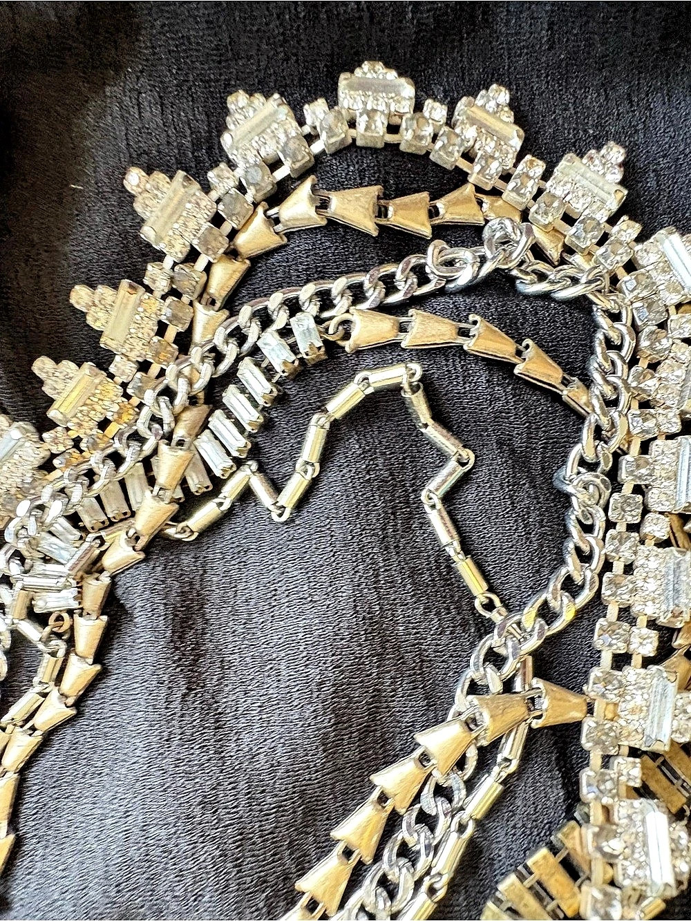 Mixed-Metal Rhinestone Statement Jewelry Set - Picture 4 of 7